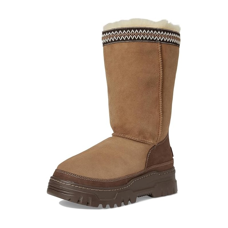 UGG Classic Tall Trailgazer Finition Premium Détails